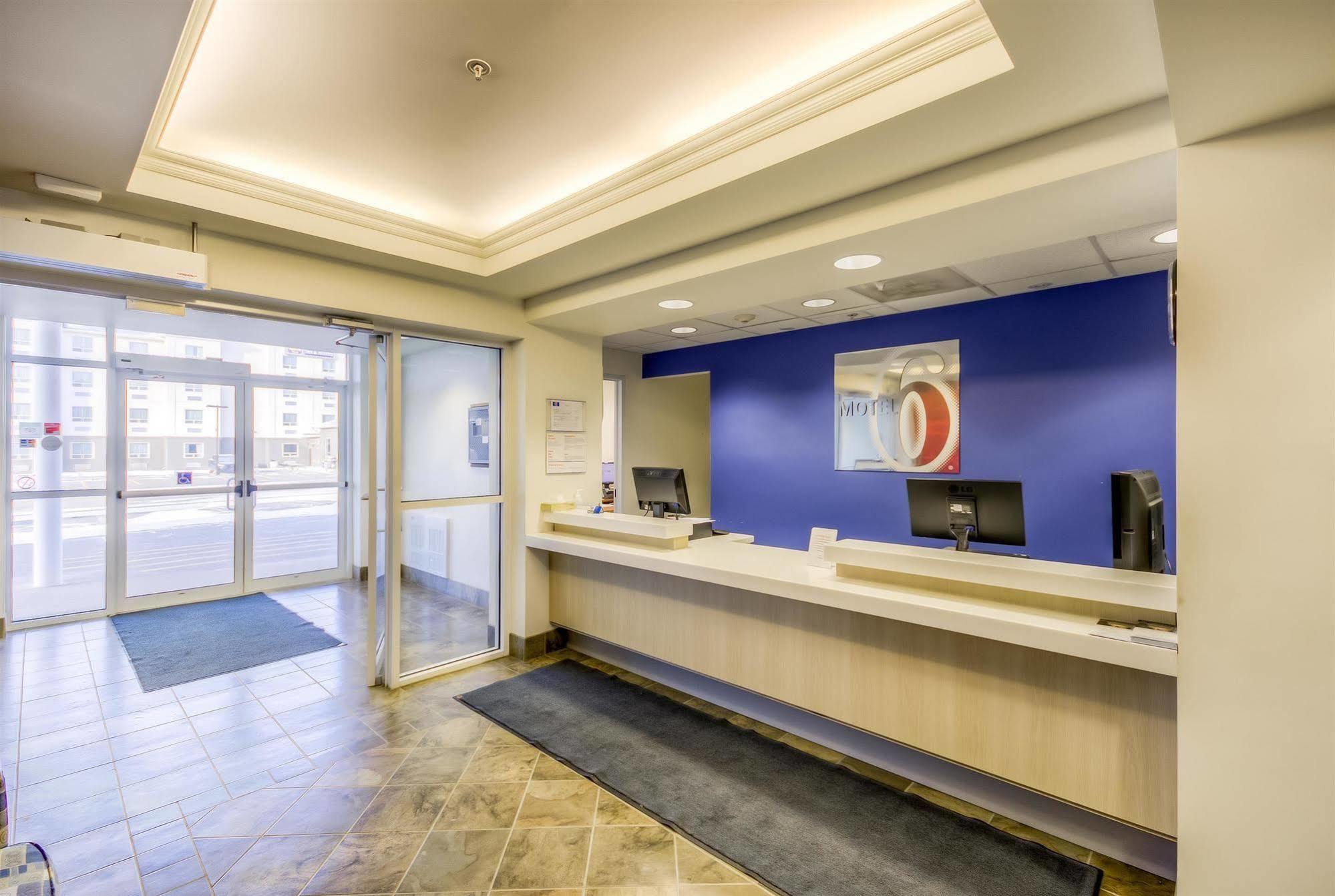 Motel 6-Estevan, Sk Exterior photo