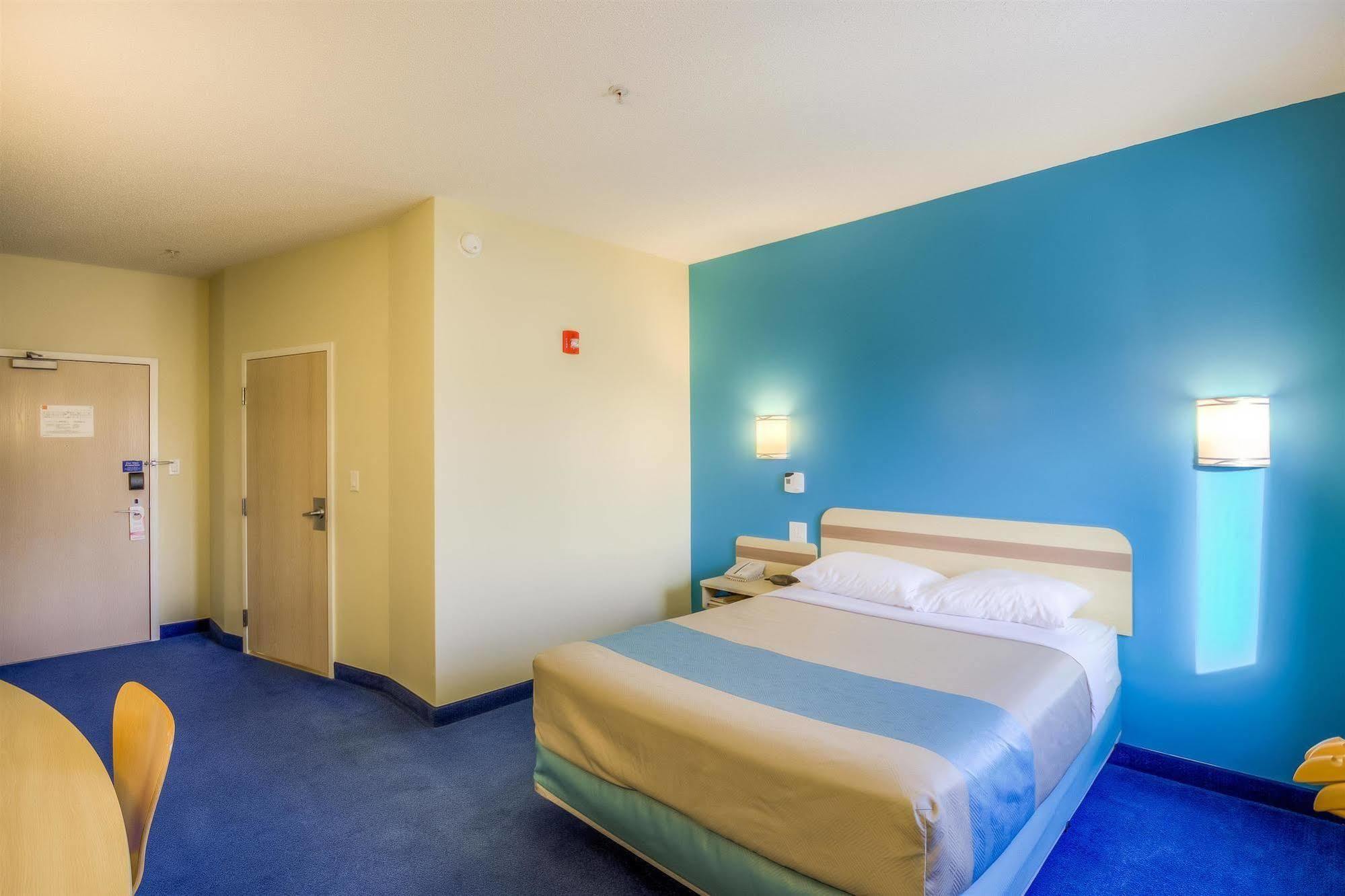 Motel 6-Estevan, Sk Exterior photo